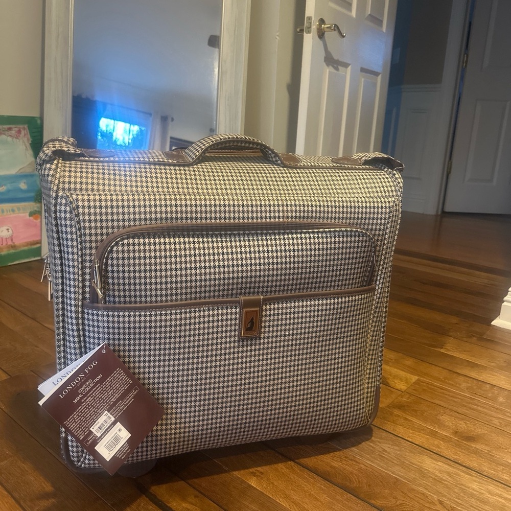 Classic Houndstooth Wheeled Garment Bag with Front Pocket - Brown Trim